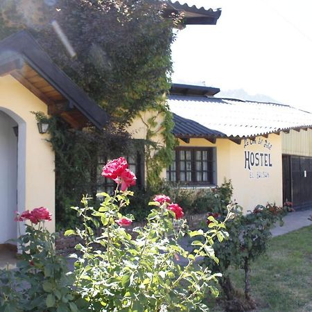 La Casa Del Arbol - Hostel El Bolsón エクステリア 写真