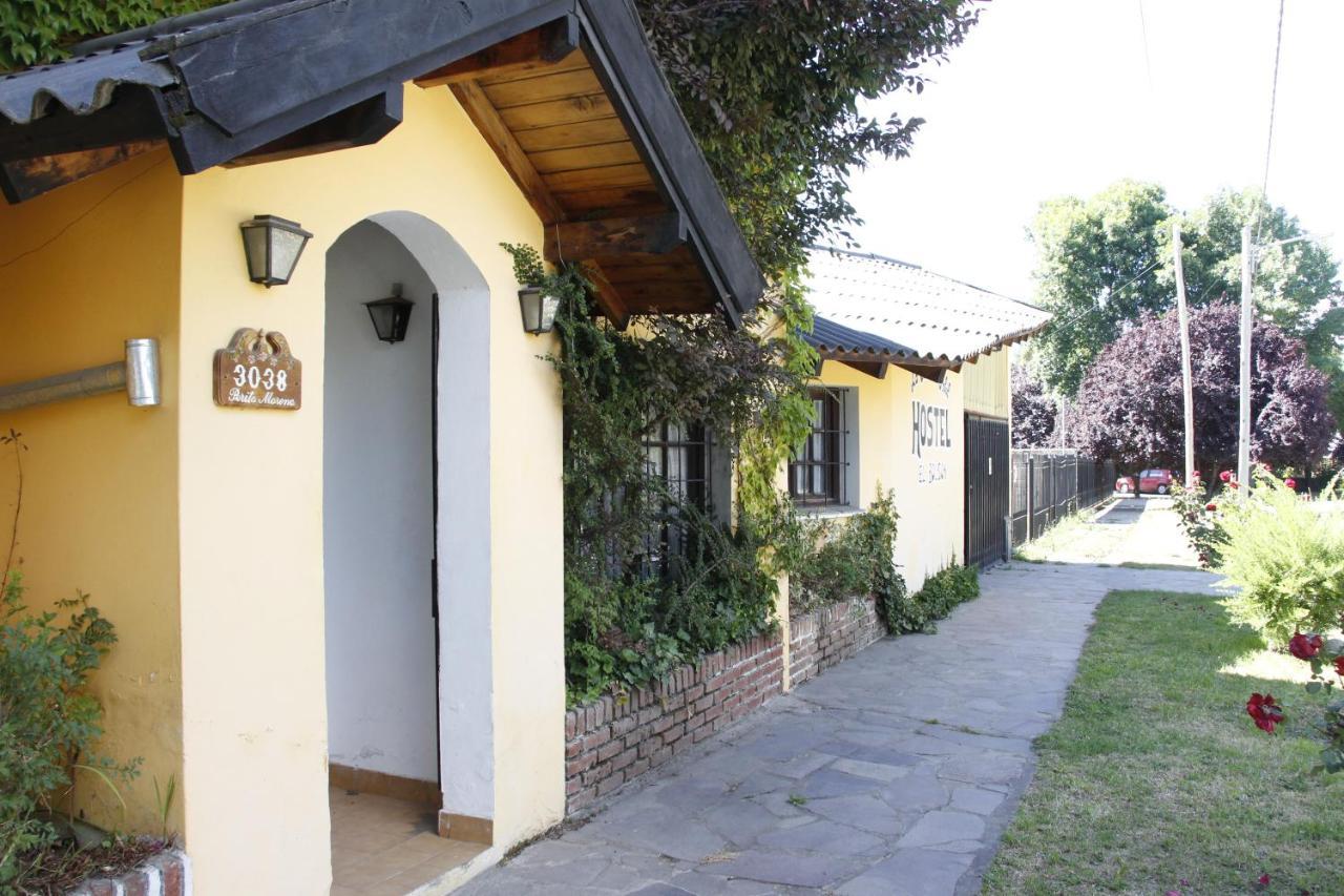 La Casa Del Arbol - Hostel El Bolsón エクステリア 写真