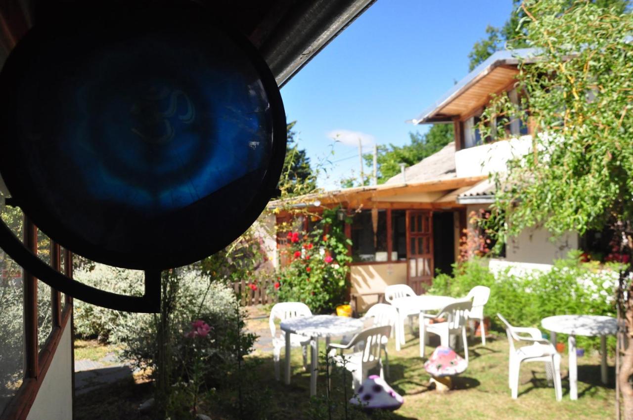La Casa Del Arbol - Hostel El Bolsón エクステリア 写真