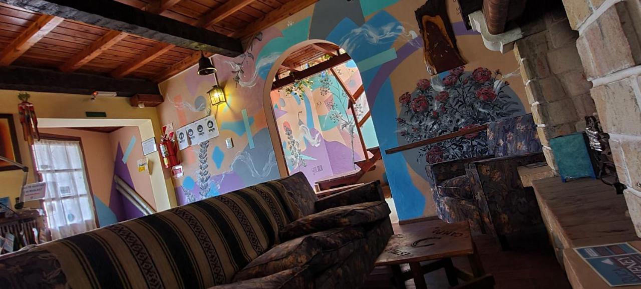 La Casa Del Arbol - Hostel El Bolsón エクステリア 写真