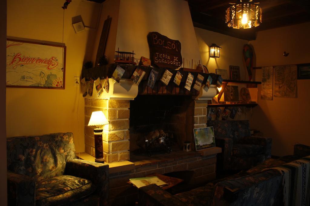 La Casa Del Arbol - Hostel El Bolsón エクステリア 写真